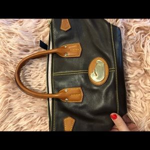 NWT Dooney and Bourke small champosa bag